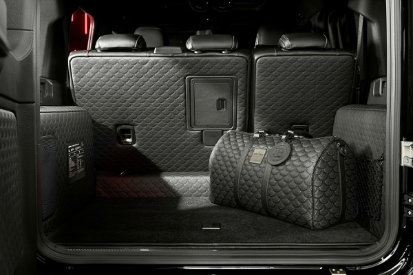 Новый Brabus 900 Rocket Edition дебютировал на очень крутых ностальгических колёсах