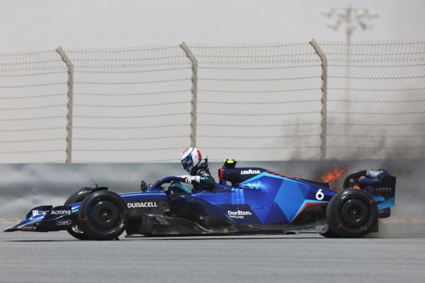 &laquo;Мерседес&raquo; больше не фаворит? Какими получились новые машины &laquo;Формулы-1&raquo; и от кого стоит ждать сюрпризов