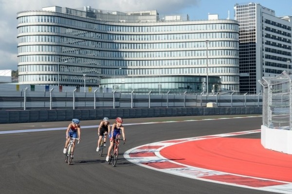 «Нас дискриминируют и отстраняют от спорта из-за того, что мы — русские». Глава «Росгонок» о том, как «Формула-1» ушла из России «Нас дискриминируют и отстраняют от спорта из-за того, что мы — русские». Глава «Росгонок» о том, как «Формула-1» ушла из России