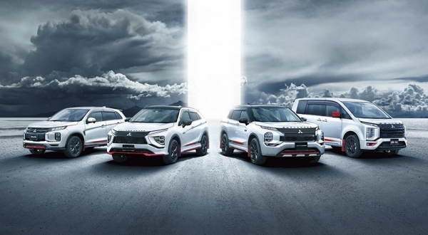 Mitsubishi Ralliart: всё ещё только декор, зато линейку пополнил паркетник ASX Mitsubishi Ralliart: всё ещё только декор, зато линейку пополнил паркетник ASX