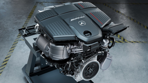 Новый Mercedes-AMG GLC 53 ознаменовал отказ от мощных &laquo;четверок&raquo;