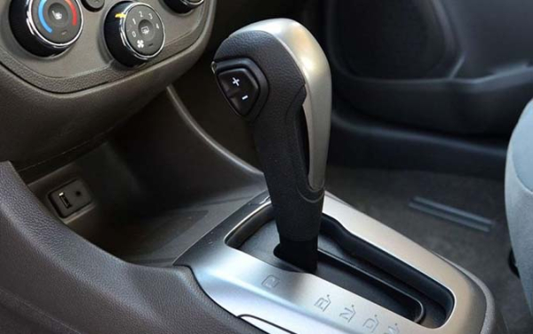 12 недорогих машин с автоматической коробкой передач 12 недорогих машин с автоматической коробкой передач