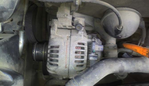 Как правильно заводить машину с автоматической коробкой передач и что делать если сел аккумулятор