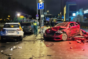 Эти автомобили чаще всего провоцируют ДТП. Антирейтинг страховщиков