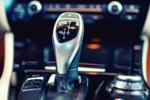 Зачем нужна нейтралка на АКПП, переключение и движение накатом на автомате