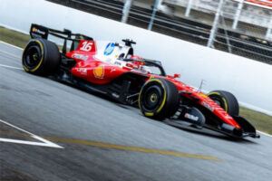 Тесты Формулы-1 в Барселоне: лучшее время у Феррари, больше всех проехал Мерседес