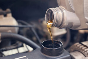 Эксперты рассказали, из чего состоит моторное масло