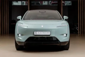 Убийца Zeekr 001? Что нужно знать о новом Avatr 12?