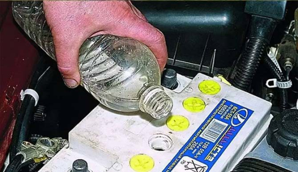 Как правильно заводить машину с автоматической коробкой передач и что делать если сел аккумулятор