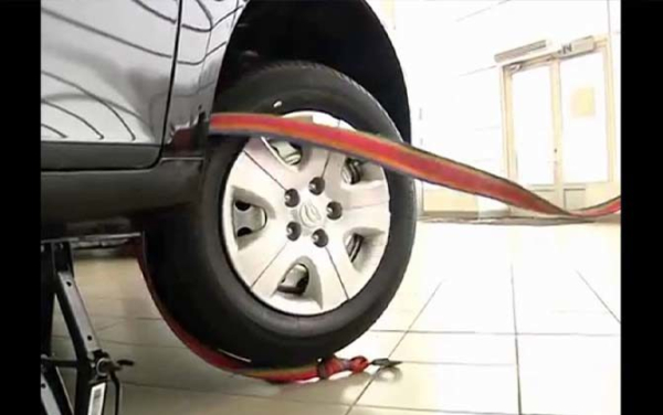 Как правильно заводить машину с автоматической коробкой передач и что делать если сел аккумулятор