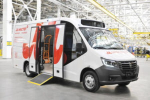 Гибрид автобуса и фургона: представлена новая «Газель Логистик»