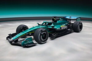 Презентация команды Формулы-1 Астон Мартин перед сезоном-2026 — новая ливрея, фотографии, онлайн-трансляция, цитаты