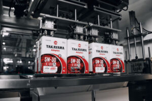 Takayama укрепила лидерство среди японских брендов моторных масел в России