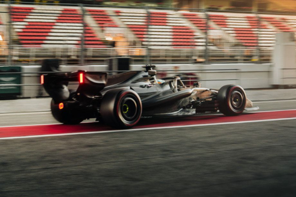 Астон Мартин AMR26 &mdash; главные особенности машины Эдриана Ньюи для сезона Формулы-1 2026 года