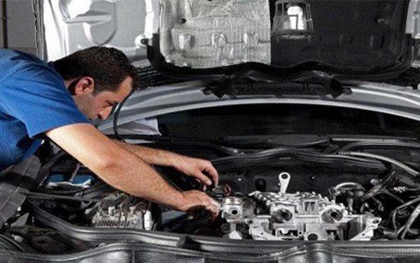 Как правильно заводить машину с автоматической коробкой передач и что делать если сел аккумулятор