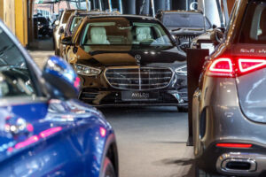 «Страсть» и «Благородство». Как автобренды перешли на русский язык