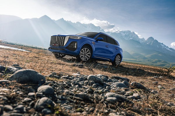 Семь причин купить Hongqi HS5