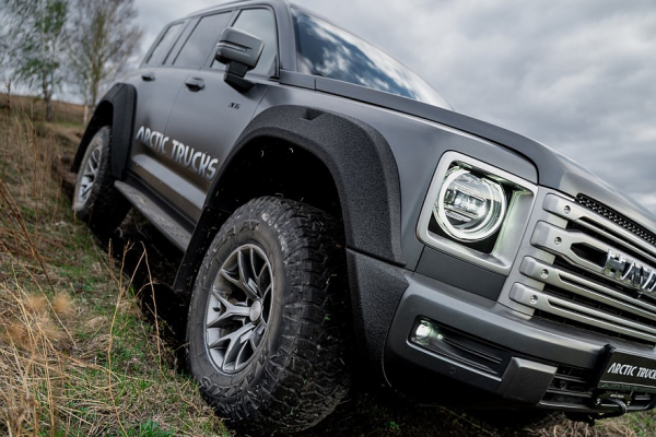 Внедорожник Haval H9 получил в России суровую версию AT35 от Arctic Trucks