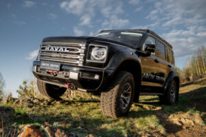 Внедорожник Haval H9 получил в России суровую версию AT35 от Arctic Trucks