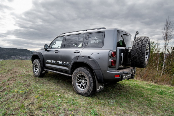 Внедорожник Haval H9 получил в России суровую версию AT35 от Arctic Trucks