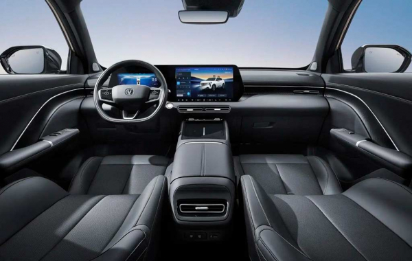 JAECOO J7 или Changan UNI-S: как выбрать кроссовер в 2026