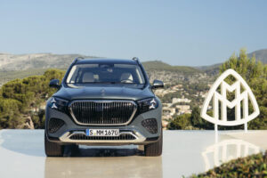 «Ждать полгода». Дилеры — о сроках появления нового Maybach GLS в России