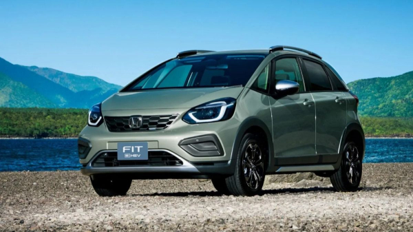 Honda Fit посвежела к 25-летнему юбилею Honda Fit посвежела к 25-летнему юбилею