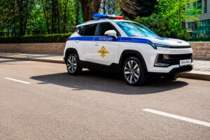 От китайских клонов до Rosva Motors. Как изменился автопарк МВД