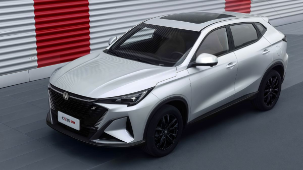 Кроссовер Changan CS35 Max для России: объявлены цены Кроссовер Changan CS35 Max для России: объявлены цены
