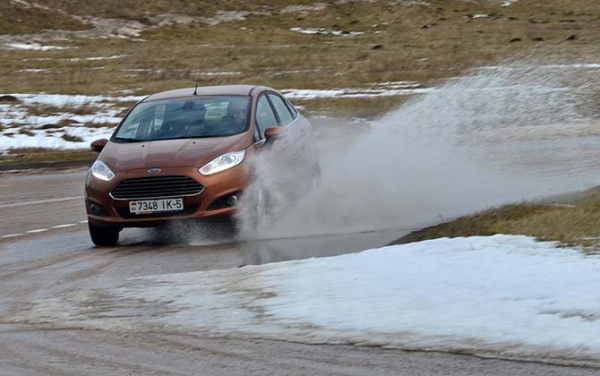 13 недорогих машин с автоматической коробкой передач 13 недорогих машин с автоматической коробкой передач