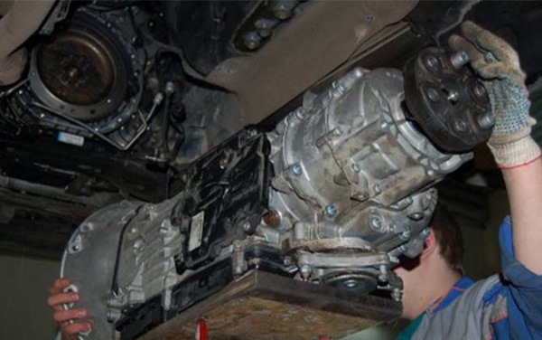 Как снять и установить АКПП Как снять и установить АКПП