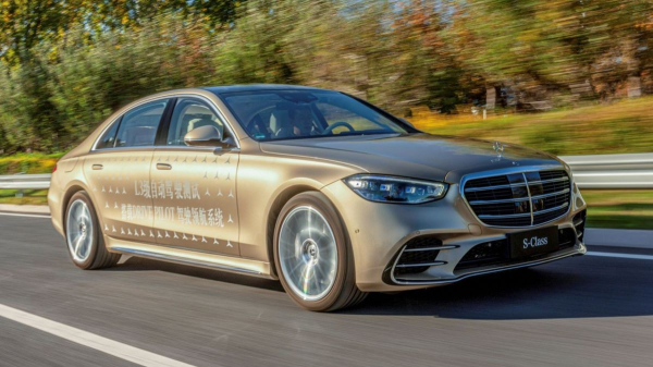 Власти Китая ужесточают правила для беспилотных автомобилей Власти Китая ужесточают правила для беспилотных автомобилей