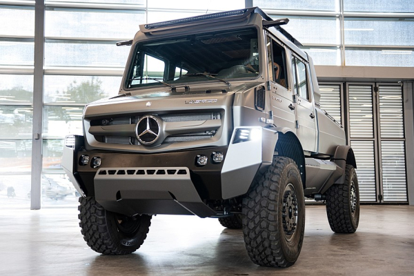 Unimog, который смог стать роскошным: спецверсия к 80-летию легендарного грузовика Unimog, который смог стать роскошным: спецверсия к 80-летию легендарного грузовика