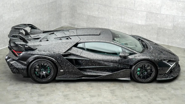 Алмаз, а не карбонарий: представлен Mansory Carbonado X на базе Lamborghini Revuelto Алмаз, а не карбонарий: представлен Mansory Carbonado X на базе Lamborghini Revuelto