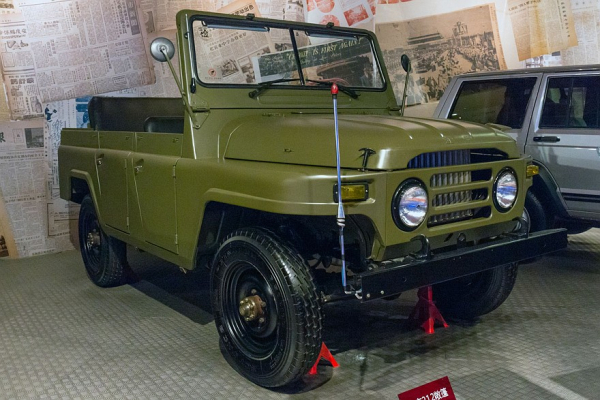 Честный вездеход без глянца и с 60-летней биографией: тест-драйв BAW 212