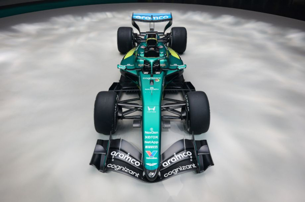 Презентация команды Формулы-1 Астон Мартин перед сезоном-2026 &mdash; новая ливрея, фотографии, онлайн-трансляция, цитаты