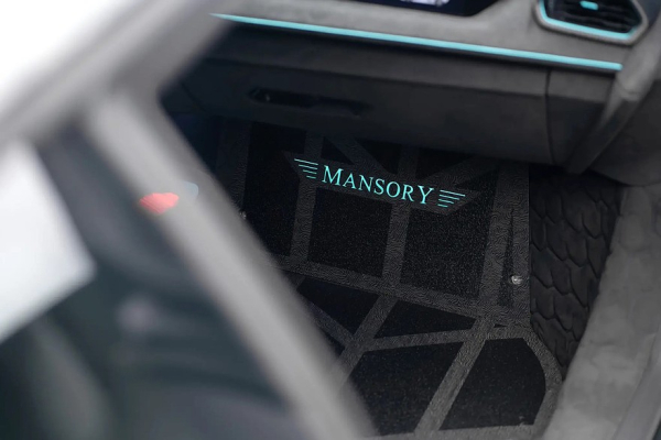 Алмаз, а не карбонарий: представлен Mansory Carbonado X на базе Lamborghini Revuelto Алмаз, а не карбонарий: представлен Mansory Carbonado X на базе Lamborghini Revuelto