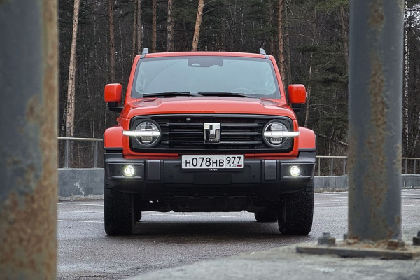 Старая внешность, новые колёса и никакого дизеля: тест-драйв обновлённого Tank 300